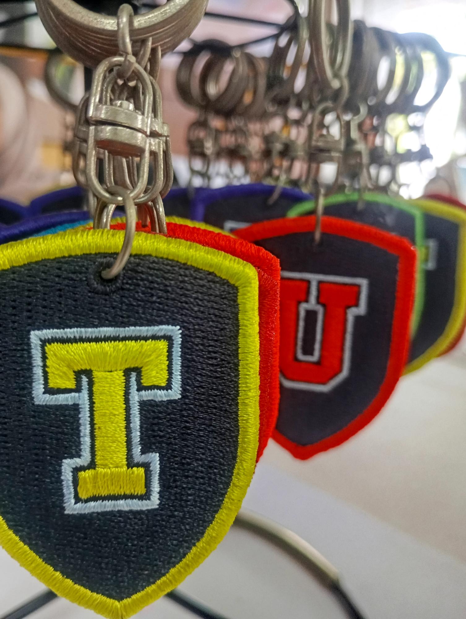 Haft — lokalna pracownia rękodzieła logo